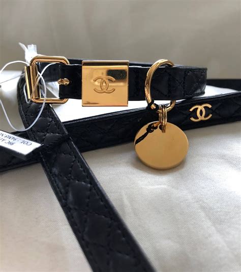 colar chanel|authentic Chanel collar.